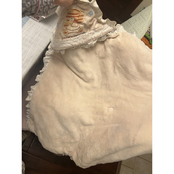 Baby Blanket Mickey Head Print With Hat And Tie - Warm-Cream Color- Used - Picture 2 of 8